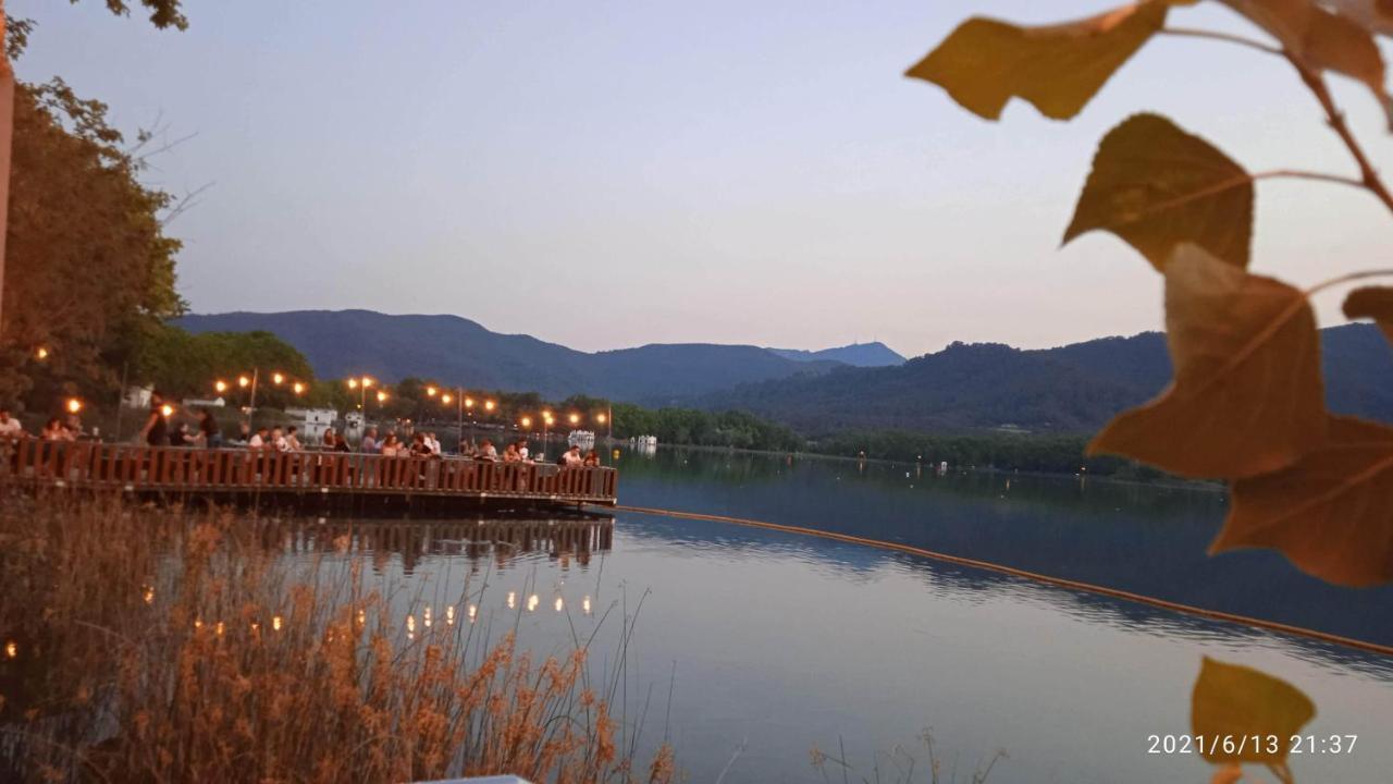 La Terraza Banyoles Exterior foto